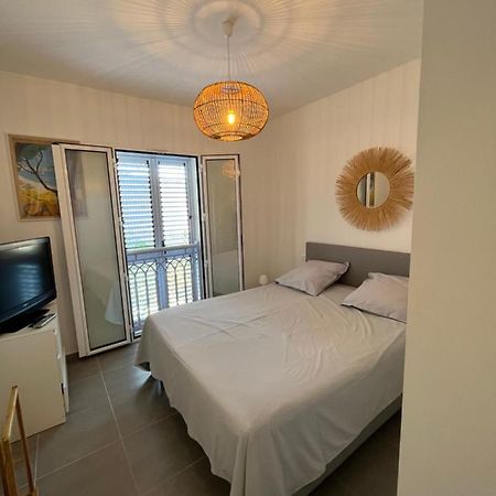 Appart Avec Terrasse Vue Sur Mer Exceptionnelle LʼÎle-Rousse Esterno foto