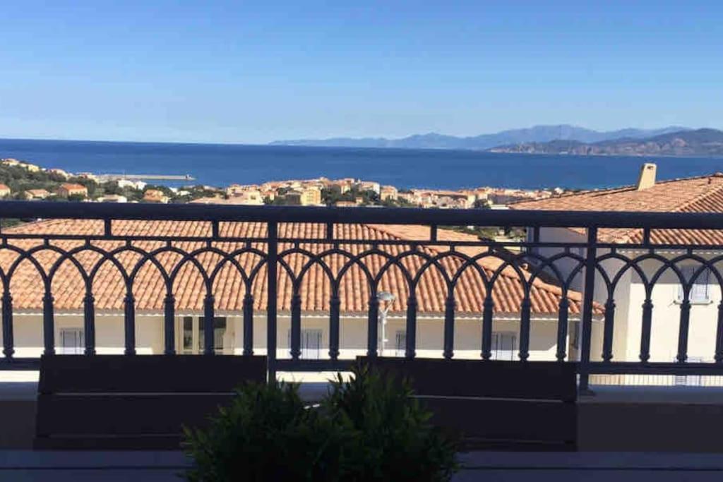 Appart Avec Terrasse Vue Sur Mer Exceptionnelle LʼÎle-Rousse Esterno foto